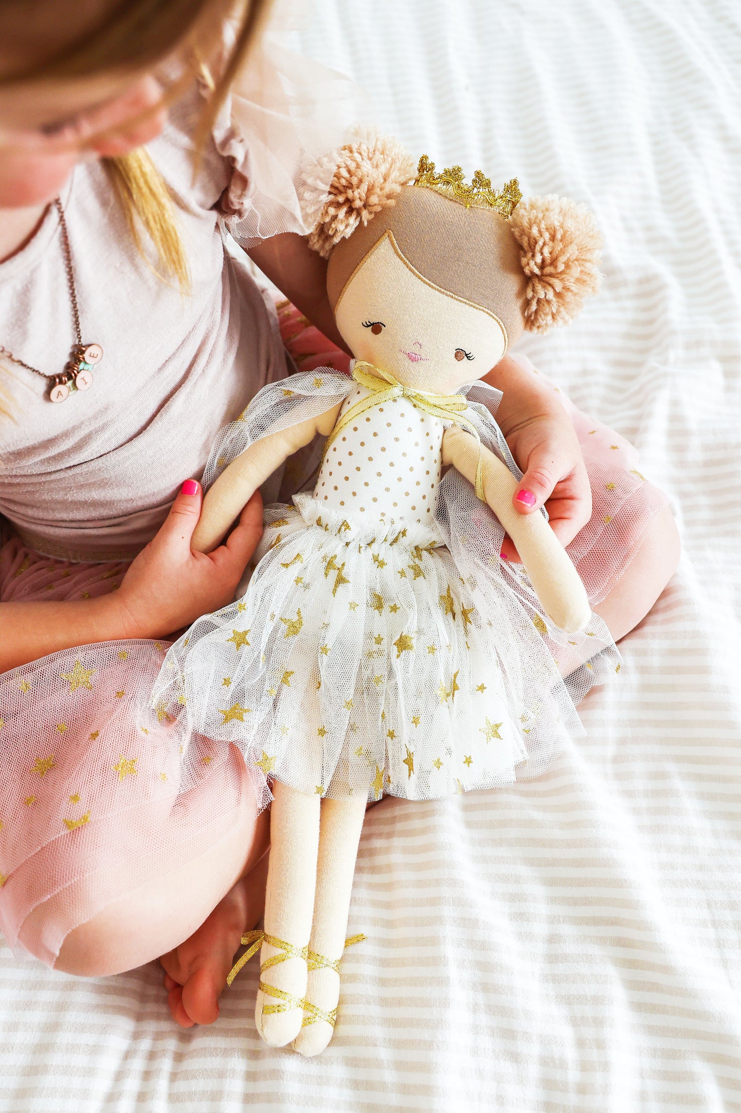 Poppy Princess 48cm Strawberry Blonde Ivory