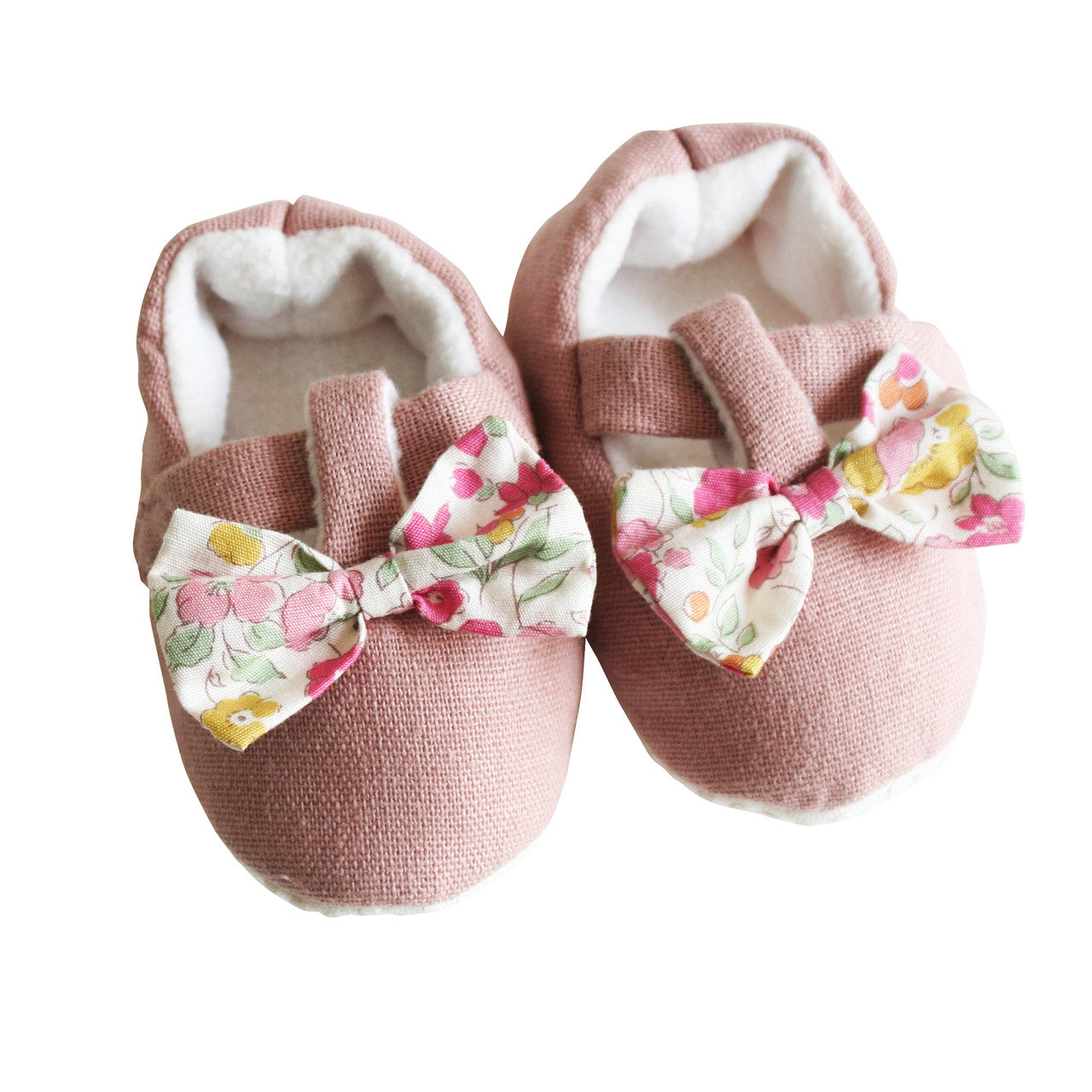 Cute rose garden bow booties for newborns, soft cotton slippers with grip soles and floral bows, perfect for baby girls.