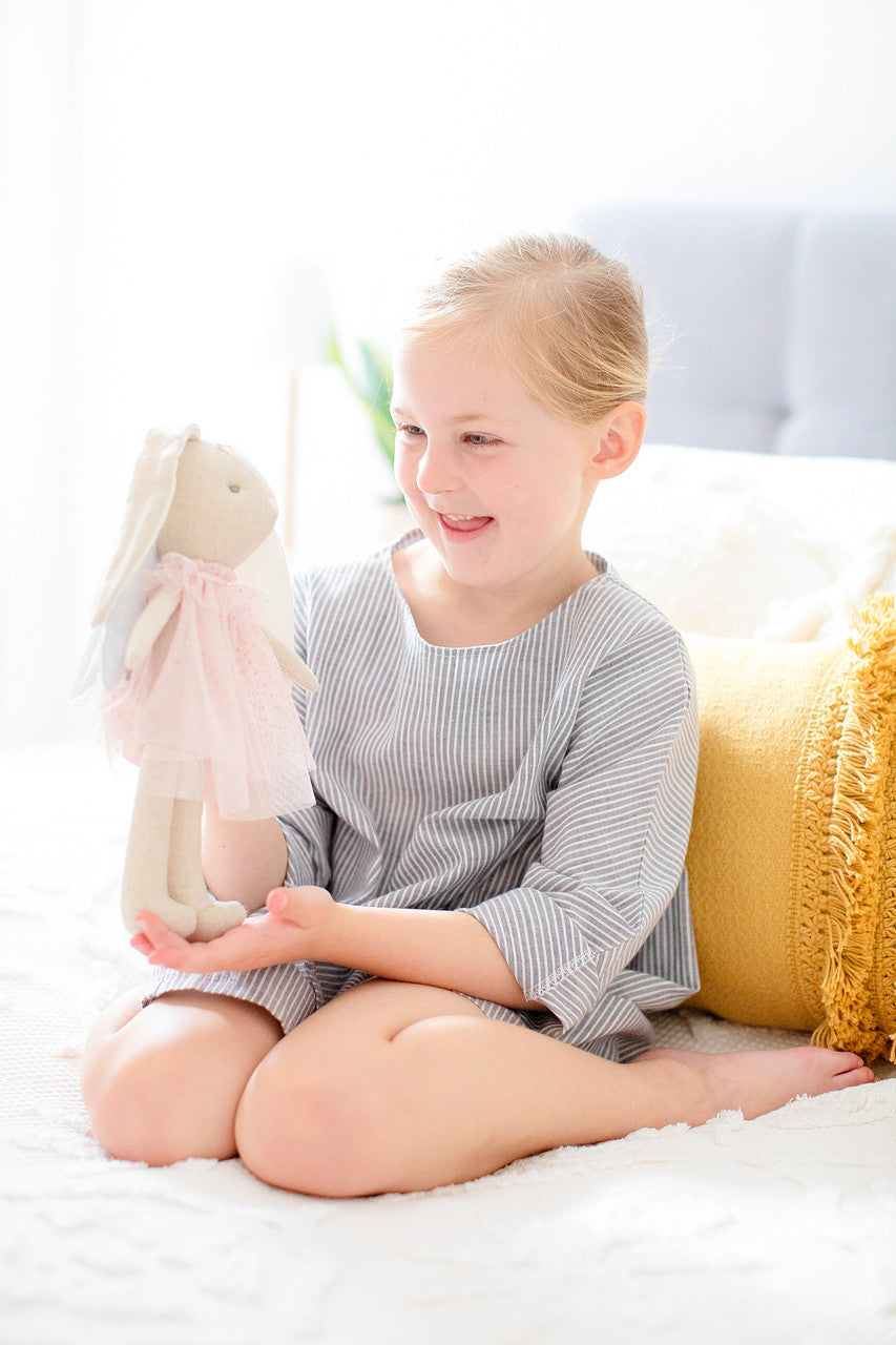 Mini Angel Bunny 27cm Pink